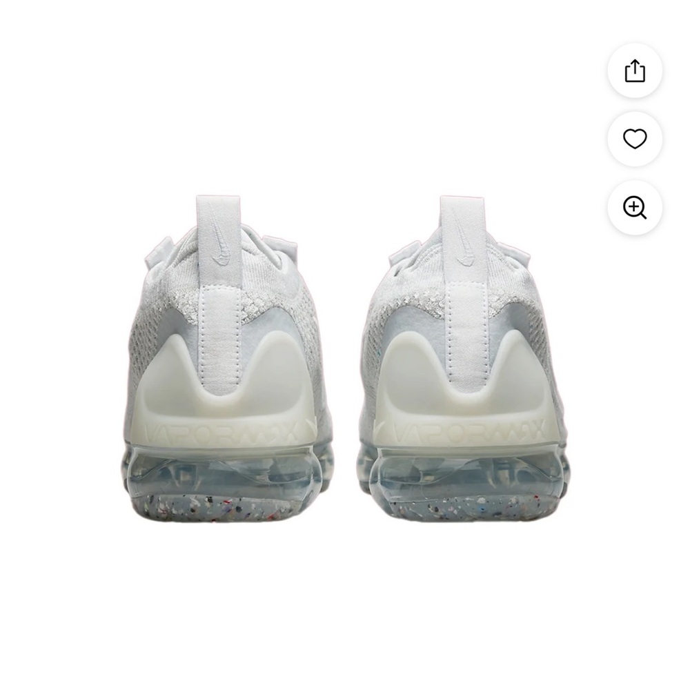 Women's Nike Air Vapormax - Picture 2 of 8